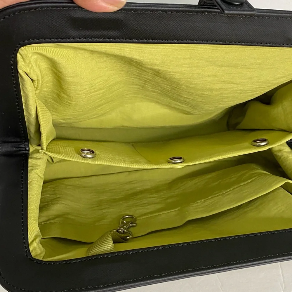 PETUNIA PICKLE BOTTOM Dancing in Dublin Diaper Bag Purse